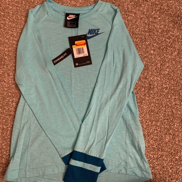 Nike Girls Small - Picture 2 of 3